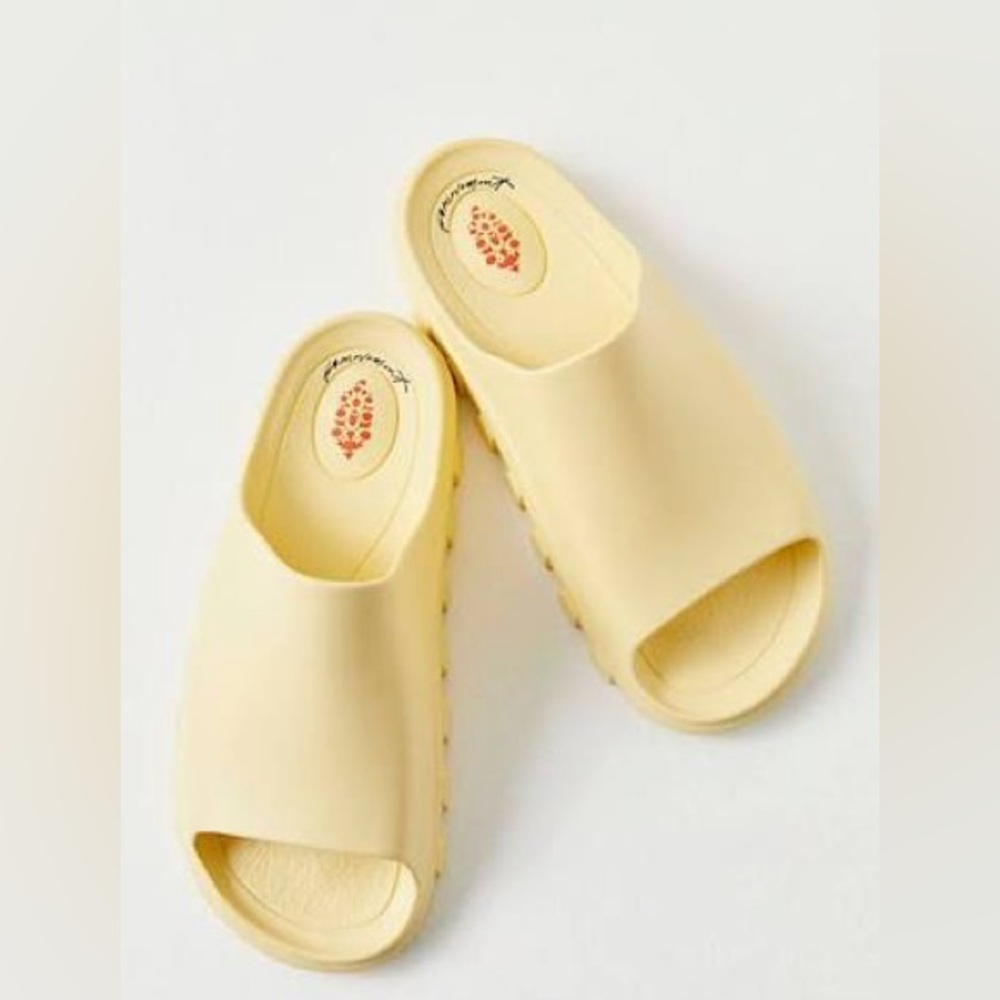 Free People Movement Slides